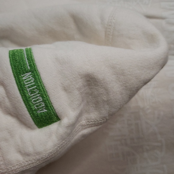 Addiction made in Canada cream hoodie sweater large 24" - Picture 4 of 5